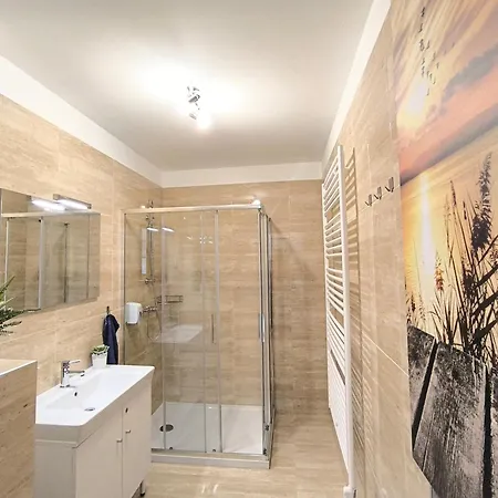 Helikon Terrace Susanne