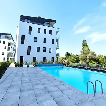 Helikon Terrace Susanne شقة كيستاي